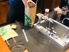 -星巴克臻选(北京嘉里中心第二店)