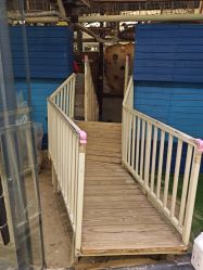 -PIPIKINGDOM皮皮王国欢乐号(欢乐海岸购物中心店)