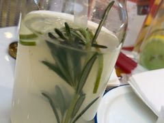 -三江源活鱼现烤(维多利摩尔城店)