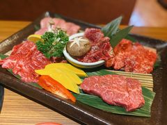-炼火烤肉店