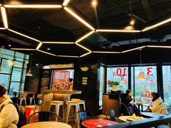 大堂-肯德基(孝陵卫地铁站店)