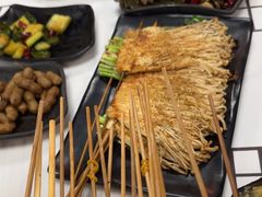 -云晓光头烧烤吧(德平路店)