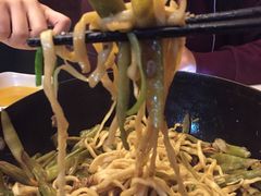 精选肋排焖面-金豆角砂锅焖面(安贞店)