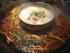 -渝涯重庆豆花老火锅(中赢国际店)