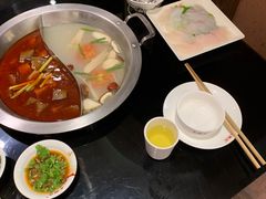 -吴记老锅底麻辣火锅(福州路店)