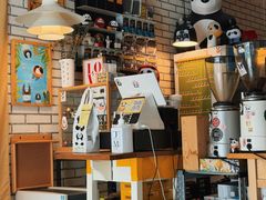 -熊猫一间店欧式奶茶铺