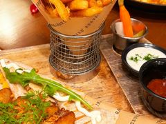 -Mark&Mars Restaurant