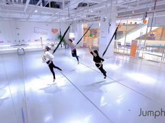 -Jumphai室内蹦极运动