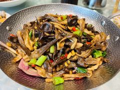 -朱记乳鸽王·非遗石岐乳鸽·全鸽宴(大兴旗舰店)