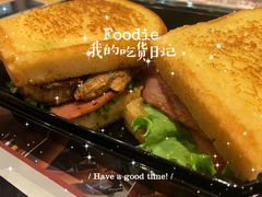-The Habit Burger Grill 哈比特汉堡(爱琴海店)
