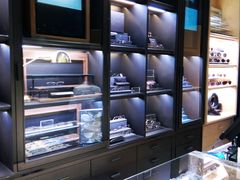 -日本手作眼镜·久川睛匠(新中关购物中心店)