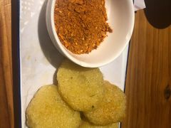 -野山舂·贵州现舂酸汤火锅(鸿通城店)