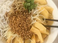 -瑞丰园庭院餐厅·白族传统家常菜