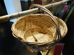 篮子（奉贤区庄行镇）-徐汇艺术馆