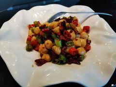 干椒炒鲜瑶柱-东莱馋房(陆家嘴店)