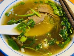 牛肉粉丝汤-鑫震源·苏式大虾生煎(山塘街店)