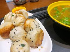 鲜肉虾肉双拼-大壶春生煎(四川中路店)