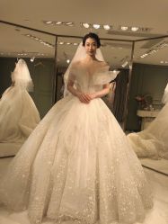 点击看大图 -GRACE KELLY婚纱与礼服(北京店)