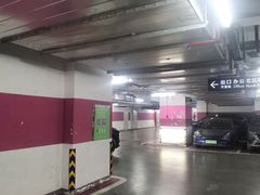 -阳光天地停车场(唐镇店)