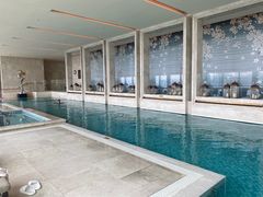 -成都华尔道夫酒店游泳池