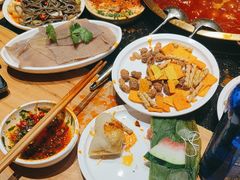 -周师兄大刀腰片火锅(洪崖洞旗舰店)