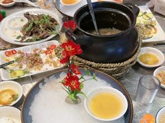 -官塘鱻鱻鱼生·潮汕生腌·砂锅粥(西马路总店)