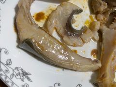 -果松木炭酸菜铜火锅·外婆参鸡汤