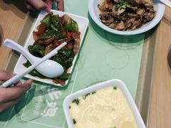 -老乡鸡(西岸凤巢店)