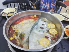 -周良天山牛杂城(天山路总店)