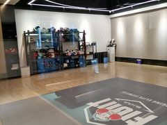 -懒人Club运动健身·运动康复·私教(卓越时代广场店)