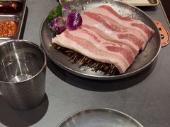 -围炉肉舍丹东海鲜烤肉·烤活鳗(步行街店)