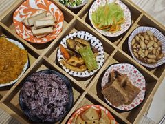 -轻蔬不用等·素食(江苏路店)