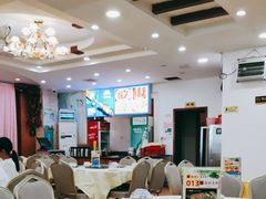 -鹏城人家海鲜酒家·23年老字号(较场尾店)