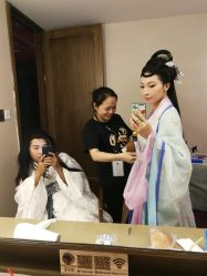 -盘子女人坊生日照·摄影馆(华强店)