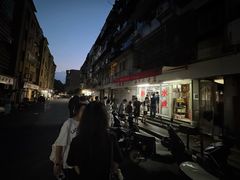 -胖子水煮(铁路三村无任何分店)