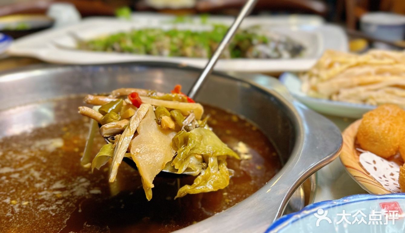 吃一口叹一句好嫩好嫩