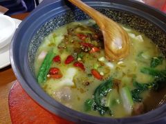 -周鱼小馆石锅酸菜鱼(活力汇店)