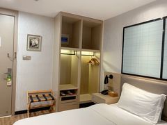 -柏曼酒店(合肥国购广场三里庵地铁店)