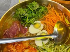 -沪上名羊天下•烤羊腿•东北烧烤•小龙虾(浦东直营总店)