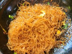 -阿瓦山寨·湘菜现炒·剁椒鱼头王(咸阳总店)