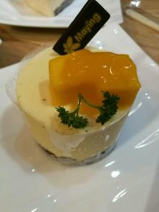 美妍西饼(县学街店)-"这家店应该是衢州最大的美妍西饼了.店里的.