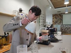 -留白咖啡(人民巷八号大院店)