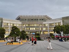 -中南财经政法大学图书馆