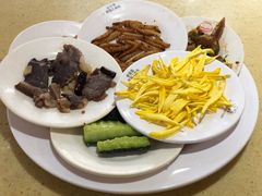 -桥香园云南过桥米线(金马碧鸡店)