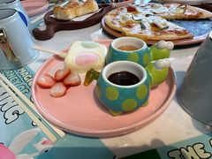 -水桶王国主题餐厅·聚会·生日派对·亲子活动·家庭套餐(亚龙湾希尔顿店)