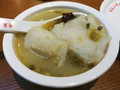 -周鱼小馆石锅酸菜鱼(活力汇店)