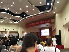 -上海长海医院-地下停车场