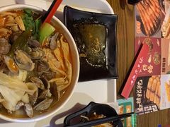 -何记花甲(海岸城旗舰店)