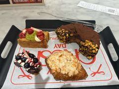 -HOT CRUSH趁热集合·现烤面包(环球港店)