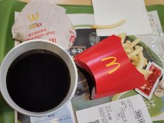 -麦当劳(郑州东高铁站店)